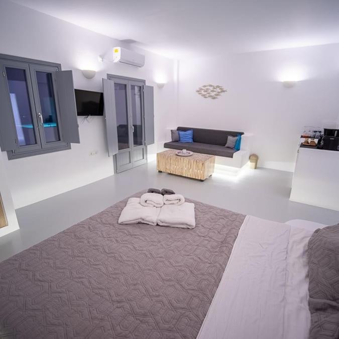 Majestic Sky Luxury Suites เมกาโลคอรี ภายนอก รูปภาพ